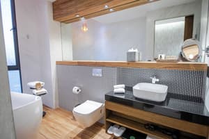 thumbnail: Bathroom