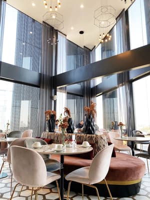 thumbnail: Restaurant