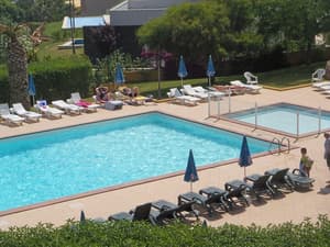 thumbnail: Pool