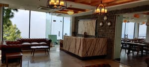 thumbnail: Lobby