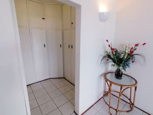 thumbnail: Interior