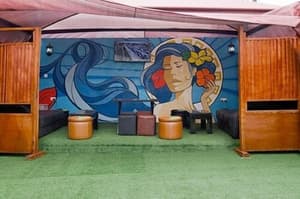 thumbnail: Bar (on property)