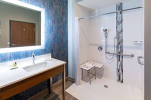 thumbnail: Accessible bathroom