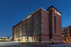 thumbnail: Exterior