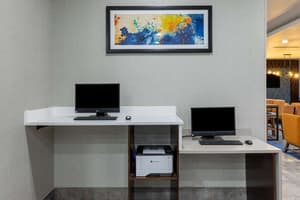 thumbnail: Business center