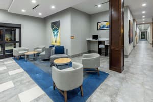 thumbnail: Business center