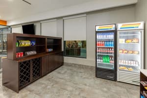 thumbnail: Snack bar