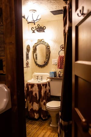 thumbnail: Bathroom