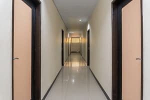 thumbnail: Interior