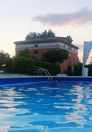 thumbnail: Outdoor pool
