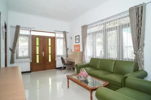 thumbnail: Interior