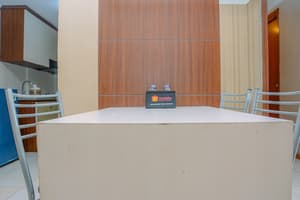 thumbnail: In-room dining