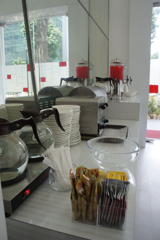 Restaurant-cafeteria