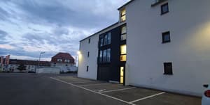 thumbnail: Exterior