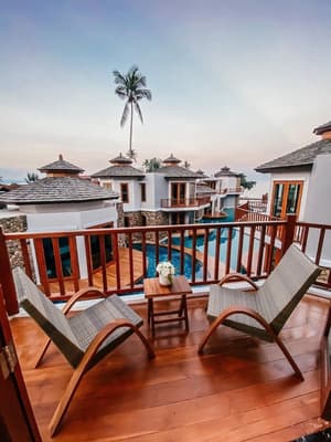 thumbnail: Balcony view