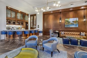 thumbnail: Bar (on property)
