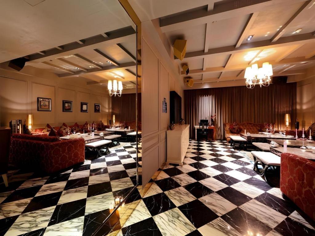 Restaurant-cafeteria