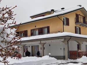 thumbnail: General view