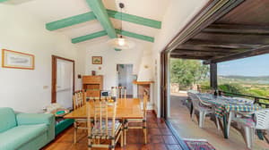 thumbnail: In-room dining