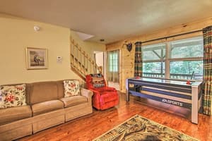 thumbnail: Living room