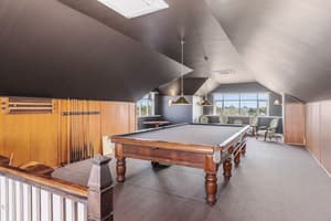 thumbnail: Billiards