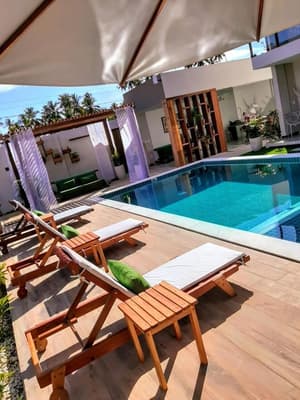 thumbnail: Pool