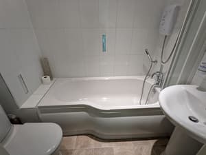 thumbnail: Bathroom
