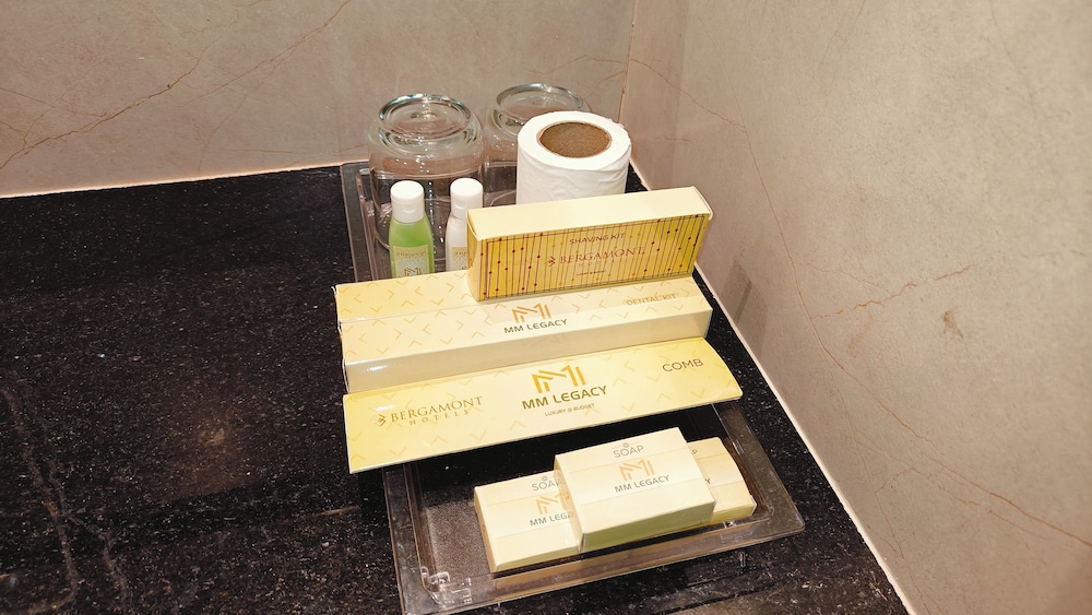 Bathroom amenities
