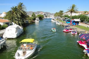 thumbnail: Exterior