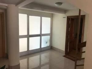 thumbnail: Interior