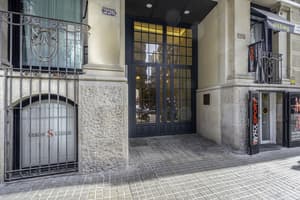 thumbnail: Exterior