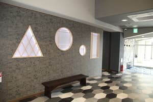 thumbnail: Interior entrance