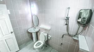 thumbnail: Bathroom shower