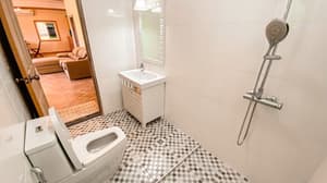 thumbnail: Bathroom