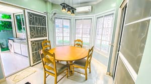 thumbnail: In-room dining
