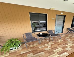 thumbnail: Balcony