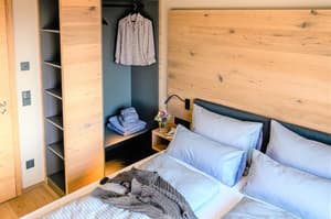 thumbnail: Room amenity