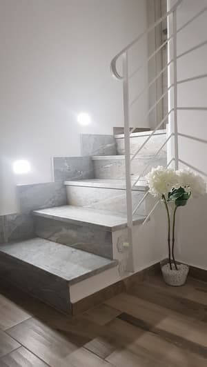 thumbnail: Interior detail