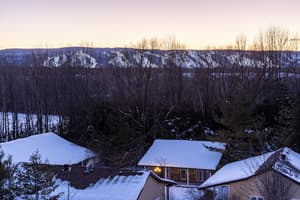 thumbnail: Exterior