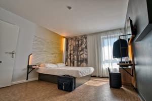 thumbnail: Room