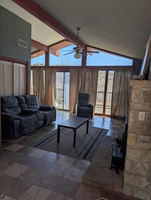 thumbnail: Living area