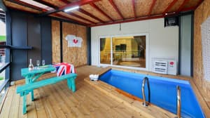 thumbnail: Private pool