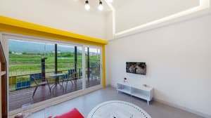 thumbnail: Living room