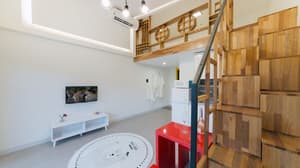 thumbnail: Living area