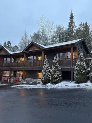 thumbnail: Front of property