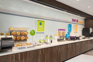 thumbnail: Breakfast area