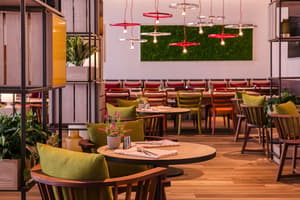 thumbnail: Restaurant