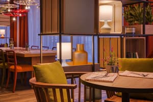 thumbnail: Restaurant