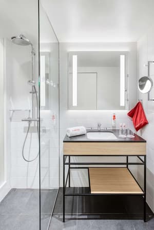 thumbnail: Bathroom