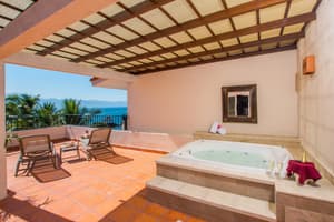 thumbnail: Terrace/patio